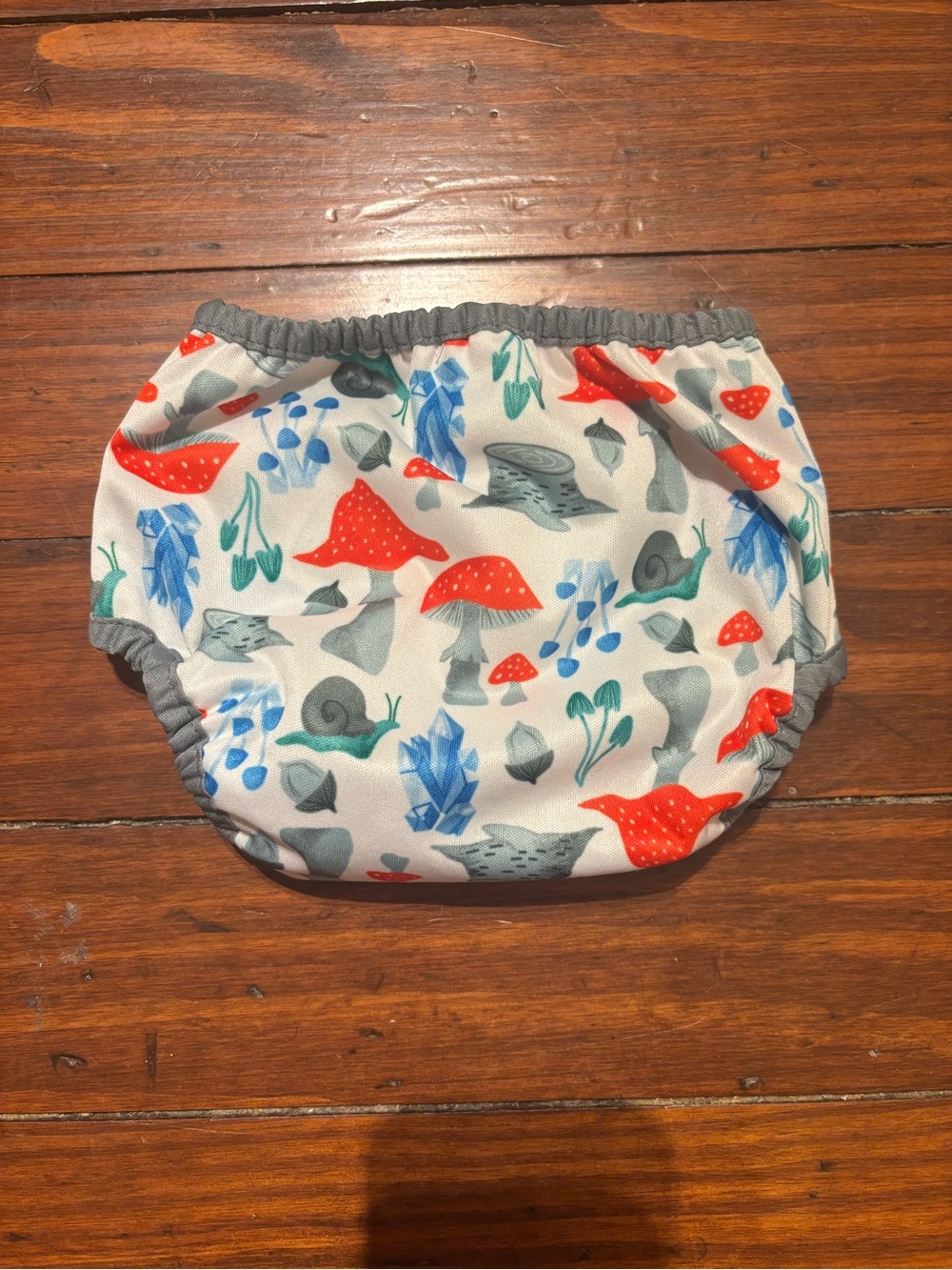 Thirsties Cloth Diaper Duo Wrap - White with Red & Gray Mushroom Print - Picture 3 of 3